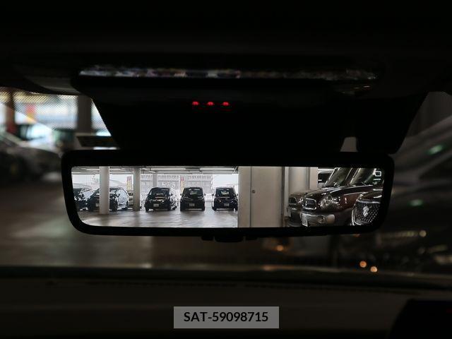 Toyota PRIUS 2023-06 333063-14