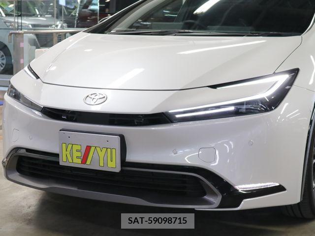 Toyota PRIUS 2023-06 333063-26