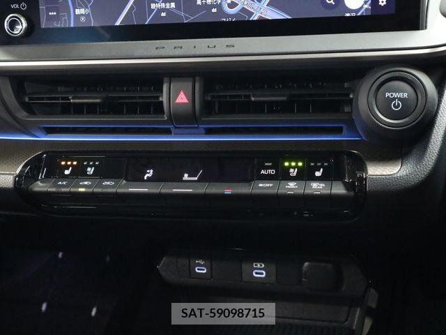 Toyota PRIUS 2023-06 333063-19