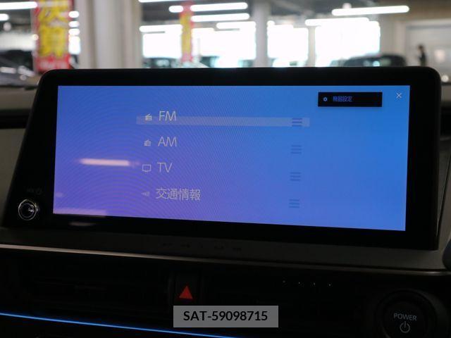 Toyota PRIUS 2023-06 333063-17