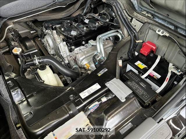 Nissan NV350 Caravan 2019-01 331359-19