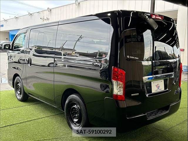 Nissan NV350 Caravan 2019-01 331359-16