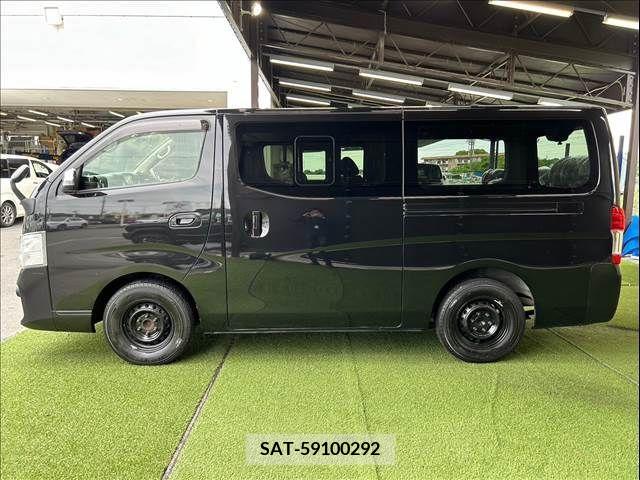 Nissan NV350 Caravan 2019-01 331359-14