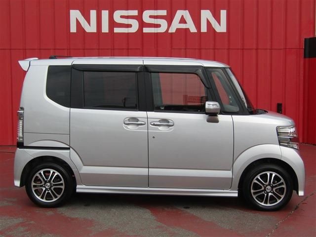 Honda N BOX CUSTOM 2013-10 10857-22