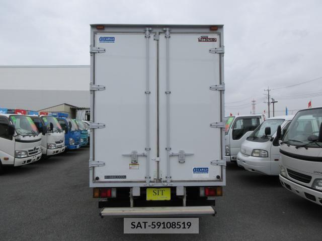 Isuzu ELF TRUCK 2017-07 297086-2