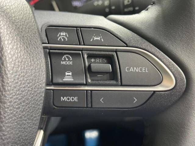 Toyota NOAH 2023-06 193719-5