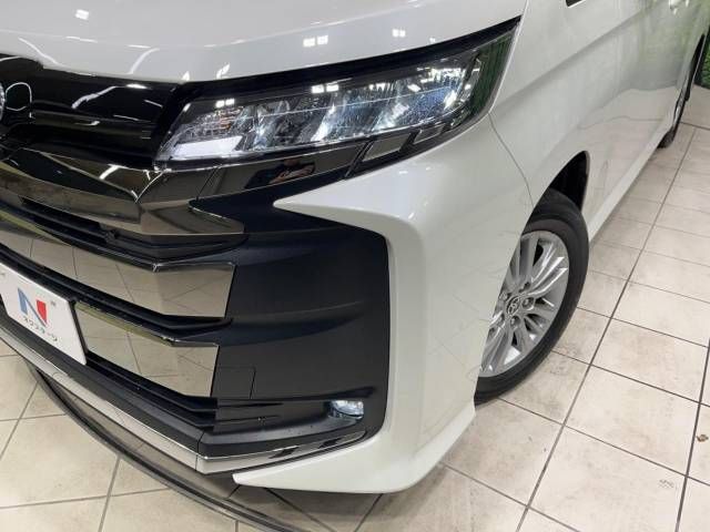 Toyota NOAH 2023-06 193719-13