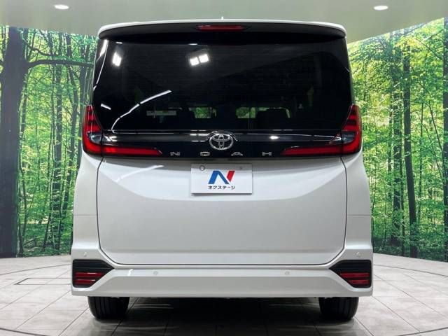 Toyota NOAH 2023-06 193719-16
