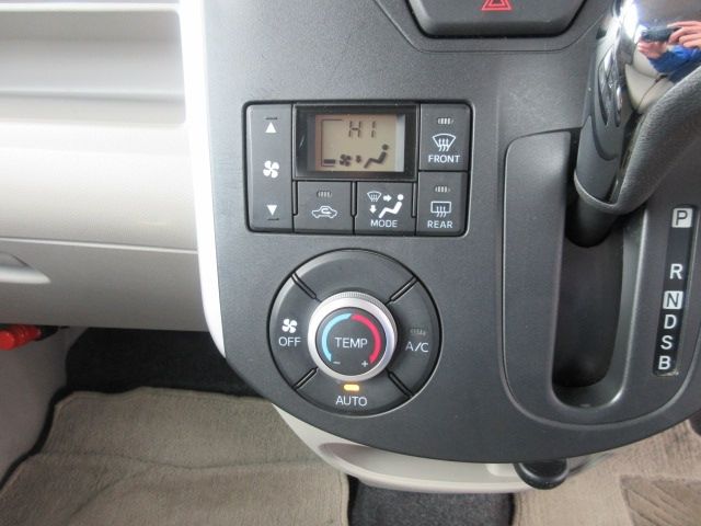 Daihatsu TANTO 2014-06 1372-18