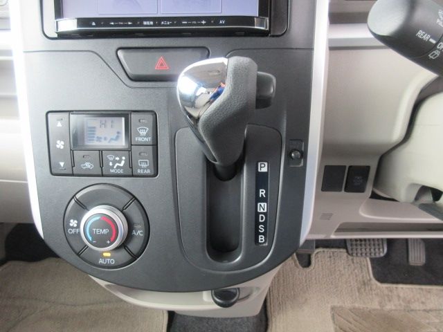 Daihatsu TANTO 2014-06 1372-19