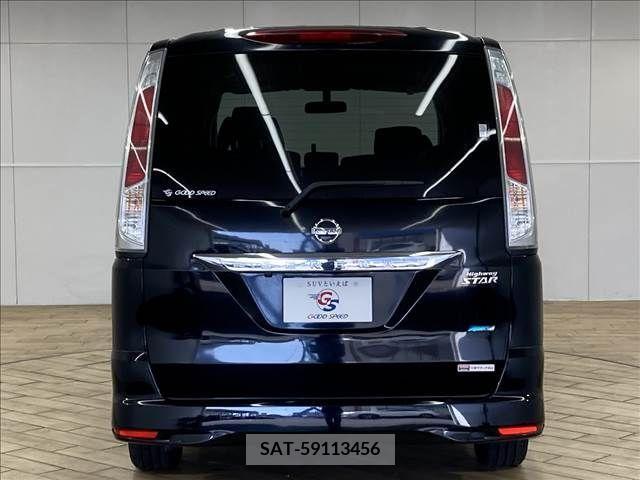 Nissan SERENA 2011-09 284267-14
