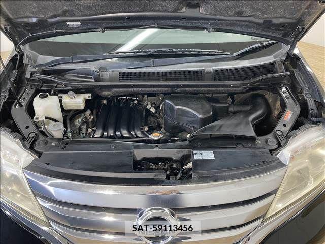 Nissan SERENA 2011-09 284267-17