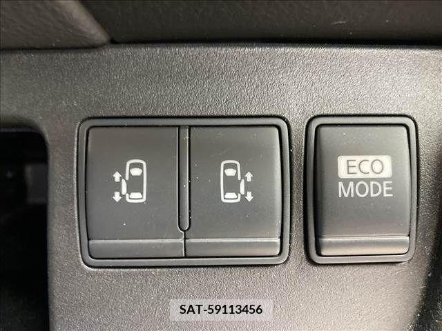 Nissan SERENA 2011-09 284267-6