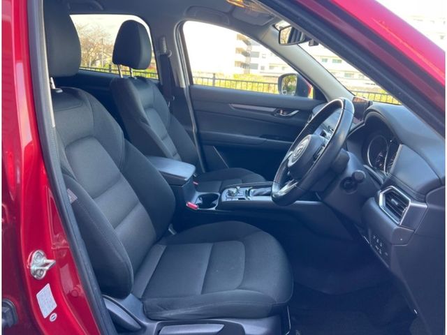 Mazda CX-5 2017-03 181404-1