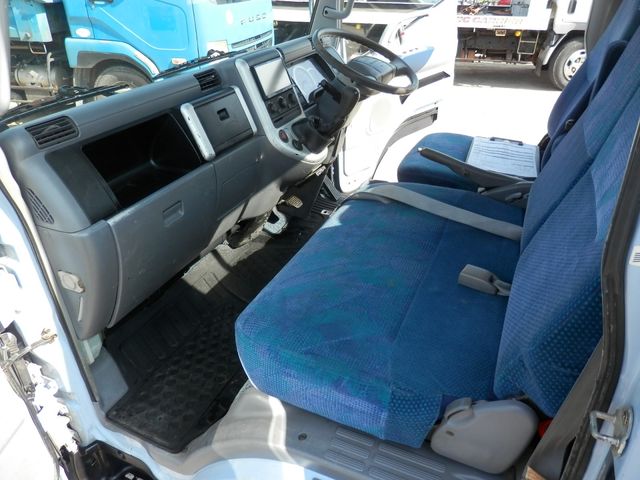 Mitsubishi CANTER GUTS 2006-02 13823-22