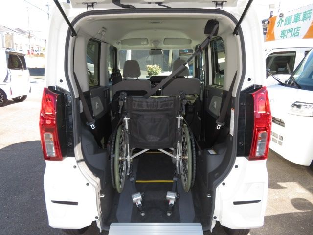 Daihatsu TANTO 2020-09 16770-7