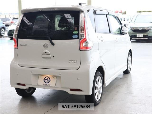 Nissan DAYZ 2019-01 218120-6