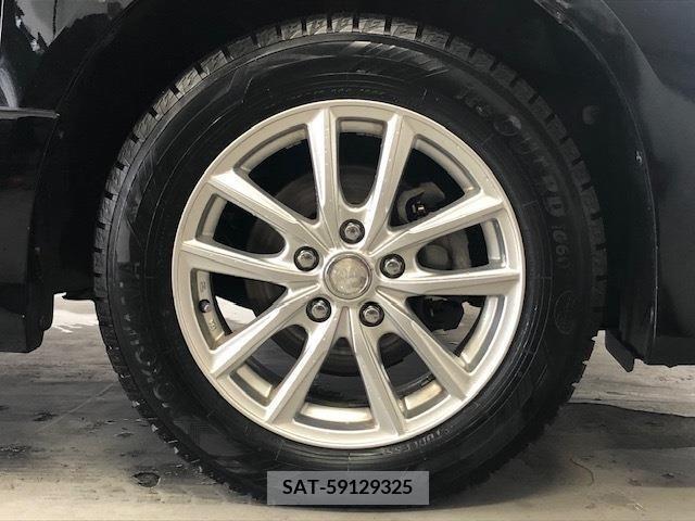 Toyota VOXY 2013-08 395028-7