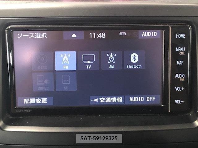 Toyota VOXY 2013-08 395028-5