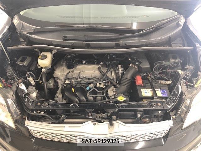 Toyota VOXY 2013-08 395028-10