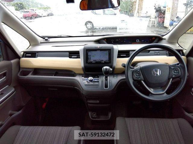 Honda FREED 2019-04 354859-3