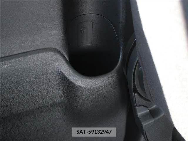 Suzuki SPACIA 2023-09 254943-13