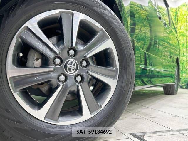 Toyota VOXY 2019-01 380068-14