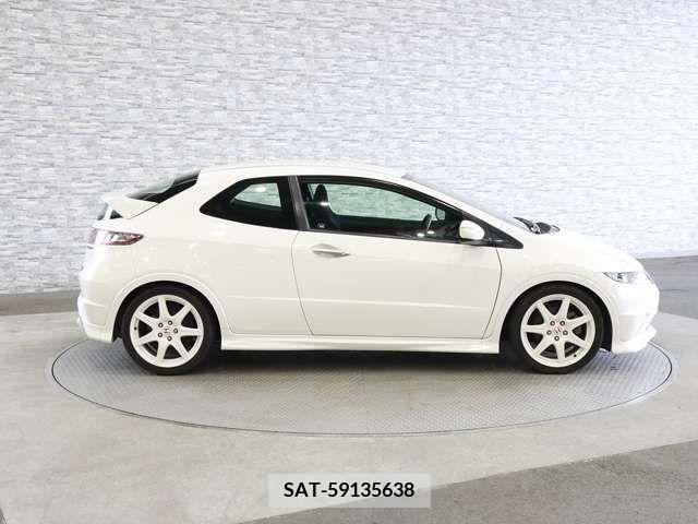 Honda CIVIC 2010-01 357943-11