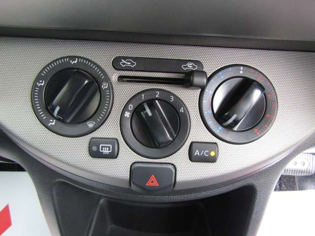 Nissan NOTE 2007-07 22665-9