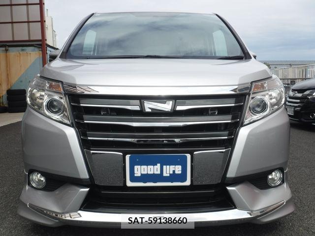 Toyota NOAH 2015-03 336437-1