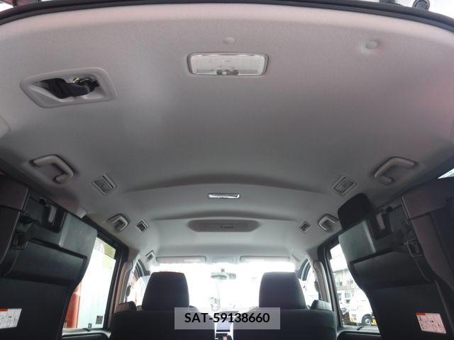 Toyota NOAH 2015-03 336437-24