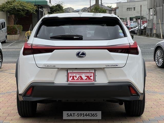 Lexus UX 2019-12 275948-5