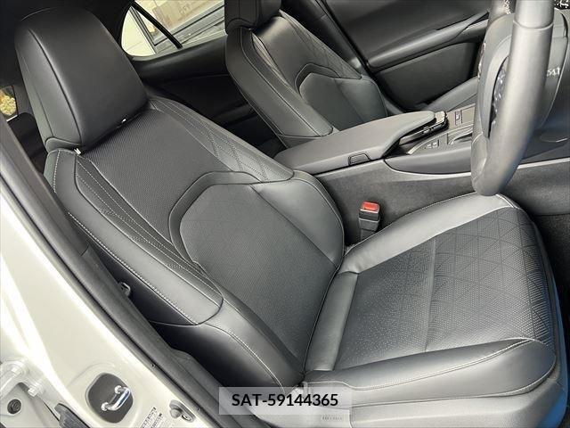 Lexus UX 2019-12 275948-12