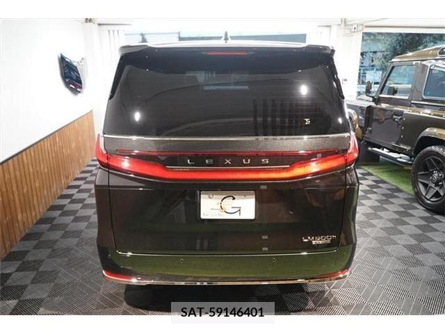 Lexus LM 2024-03 354291-5