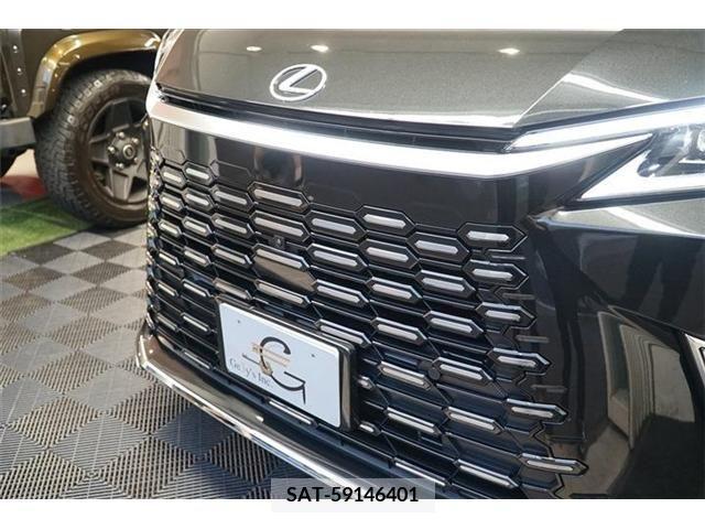 Lexus LM 2024-03 354291-9