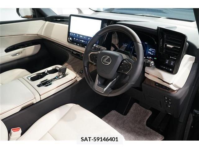 Lexus LM 2024-03 354291-1