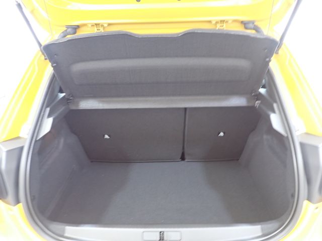 Peugeot 208 2022-10 4714-11