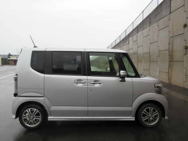 Honda N BOX CUSTOM 2015-10 182718-11