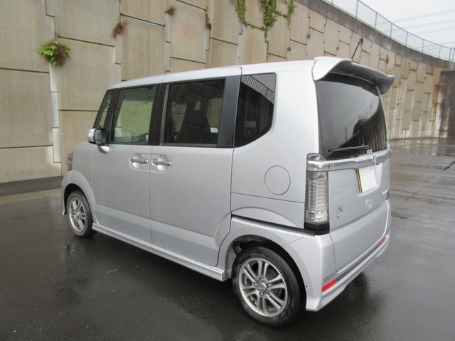Honda N BOX CUSTOM 2015-10 182718-18