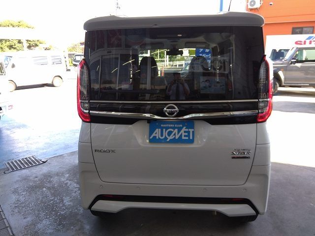 Nissan ROOX 2022-04 23308-1