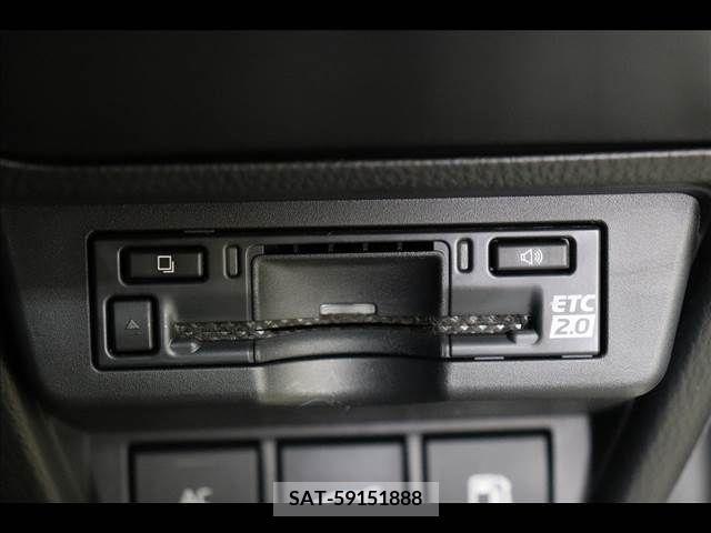 Toyota PRIUS 2023-06 220321-6