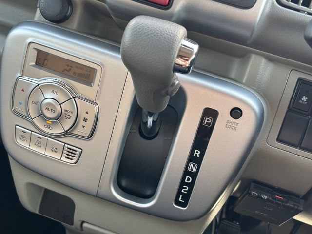 Nissan CLIPPER RIO 2020-01 4208-19