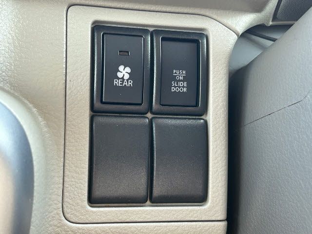Nissan CLIPPER RIO 2020-01 4208-11