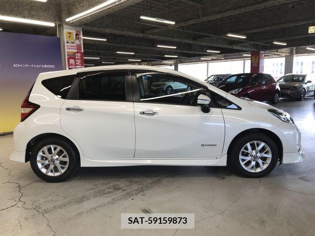 Nissan NOTE 2020-02 328909-7