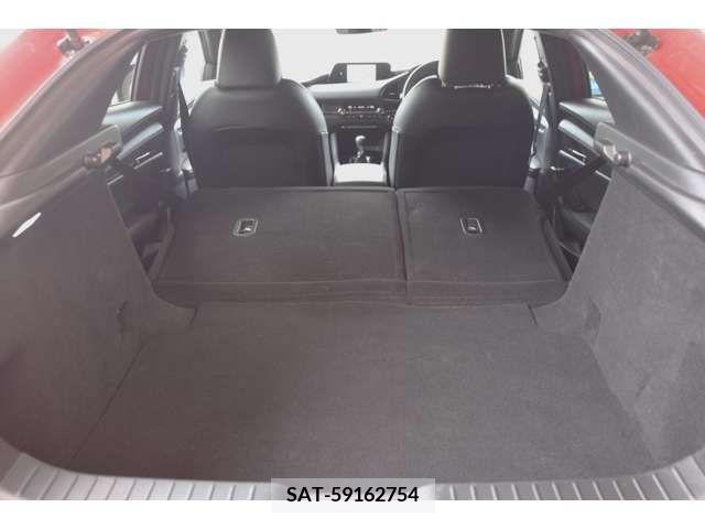 Mazda MAZDA3 2022-07 214325-15