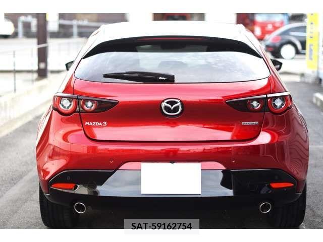Mazda MAZDA3 2022-07 214325-10