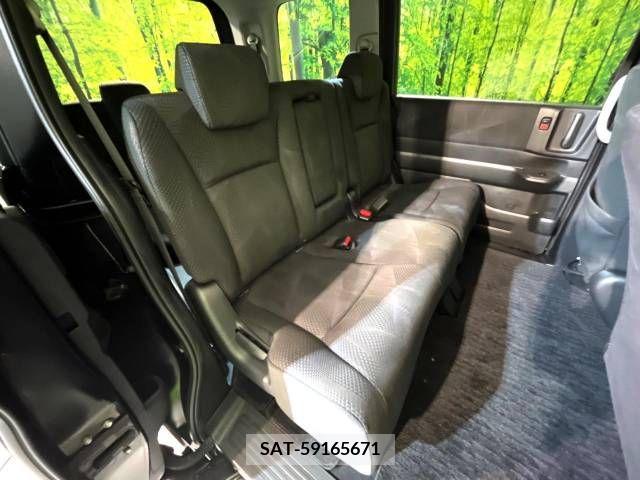 Honda STEP WGN 2012-02 324623-8