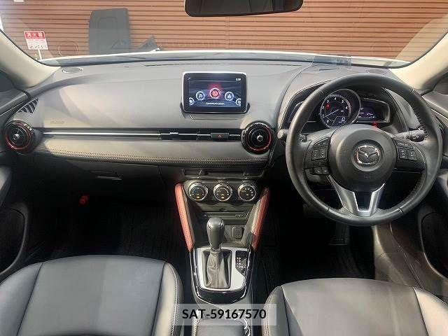 Mazda CX-3 2015-07 302034-1