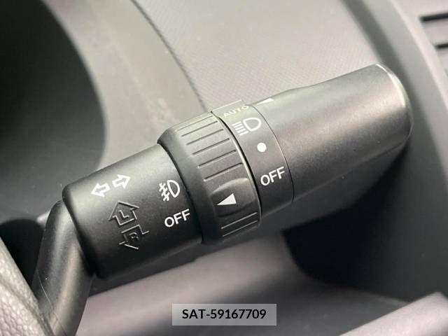 Mazda PREMACY 2010-05 281677-5