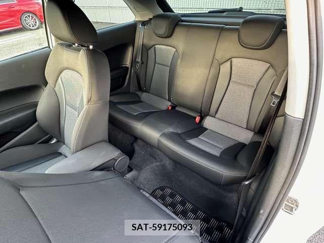 Audi A1 2013-09 317834-15